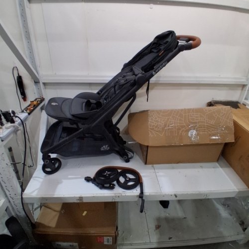ERGOBABY METRO 3 DELUXE FOLDING TRAVEL STROLLER WITH RECLINER FUNCTION - 0-4 YEARS - UP TO 50LB - JET BLACK (MODEL: METRO3DXJTBLK) image 2