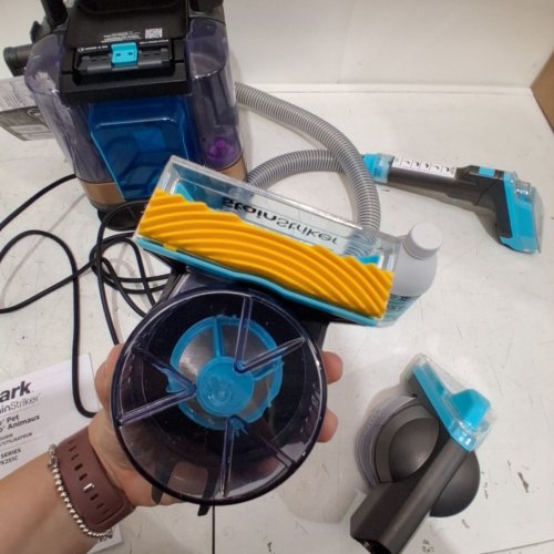 SHARK STAINSTRIKER HAIRPRO PORTABLE CARPET SPOT CLEANER - COPPER/TEAL (MODEL: PX251C 26) image 5