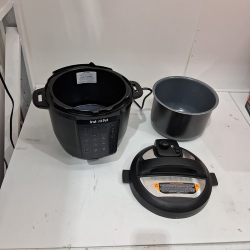 INSTANT POT RIO 7-IN-1 ELECTRIC MULTI-COOKER - 6QT - BLACK (MODEL: DUPC601BK) image 3