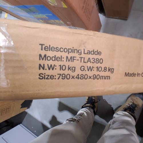 ALUMINIUM LIGHTWEIGHT MULTIPURPOSE COLLAPSIBLE TELESCOPING LADDER - 12.5FT - SILVER/BLACK (MODEL:MF-TLA380) image 2