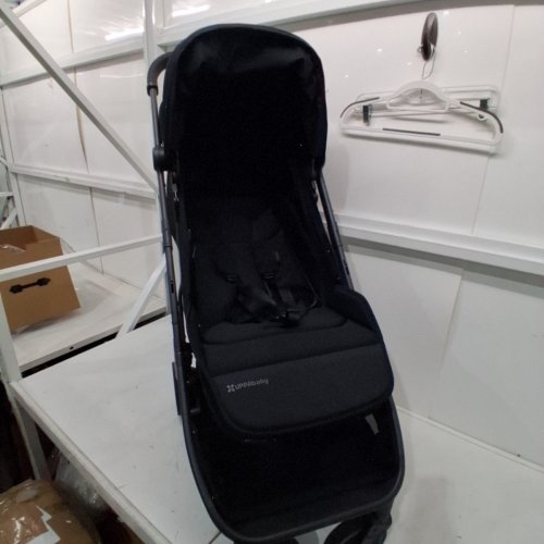 UPPABABY MINU V3 TRAVEL STROLLER - JAMES BLACK (MODEL: 0803-MIN-NA-JMS) image 5