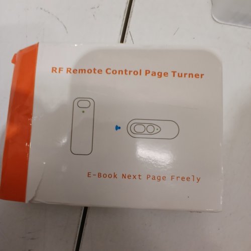 E-READER KINDLE PAGE TURNER WITH REMOTE - BLACK image 2
