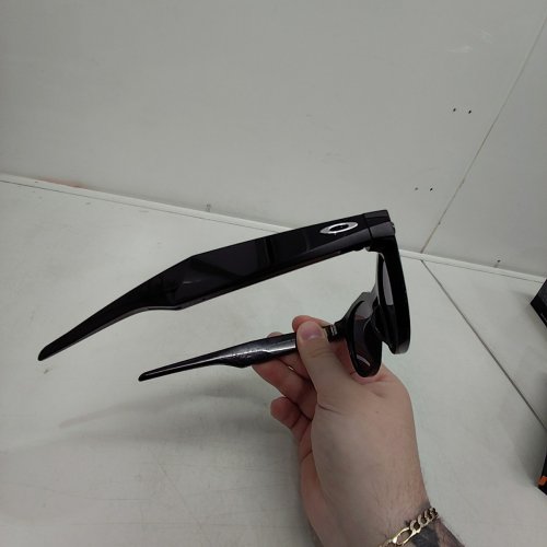 OAKLEY META HSTN SMART AI GLASSES - BLACK FRAME/PRIZM BLACK POLARIZED LENSES SIZE 51 (MODEL: 00W8002) image 4
