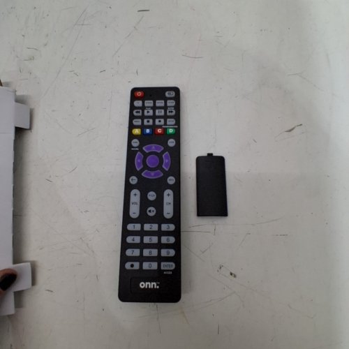 ONN. 4-DEVICE UNIVERSAL REMOTE CONTROL - COMPATIBLE WITH ALL MAJOR BRANDS - BLACK image 3