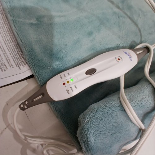 EQUATE ELECTRIC 3-SETTING HEATING PAD WITH AUTO SHUT-OFF AND MACHINE WASHABLE COVER - KING (12"X24") - BLUE image 2