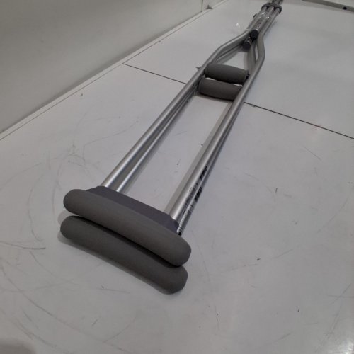 MEDLINE GUARDIAN STANDARD ALUMINUM ADJUSTABLE CRUTCHES - 5.2FT TO 5.10FT - ALUMINUM (MODEL: MDSV80535) image 5