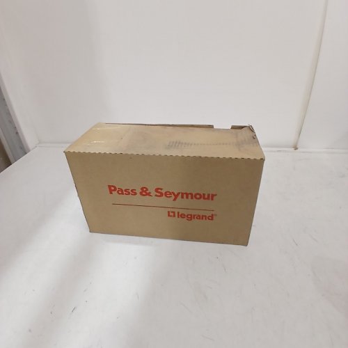10PK LEGRAND PASS & SEYMOUR DECORATOR SINGLE POLE DECORATIVE SWITCH - 15A 120/277VAC - ANTIQUE BRASS (MODEL: TM870-ABCC10) image 2