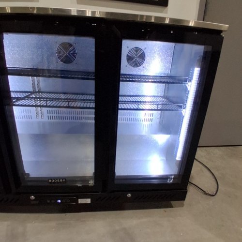 BODEGA COOLER 12 CU.FT COMMERCIAL BAR REFRIGERATOR WITH A STAINLESS STEEL TOP, 6 CASTERS AND LED LIGHTS (MODEL: BTC-320FC) image 9