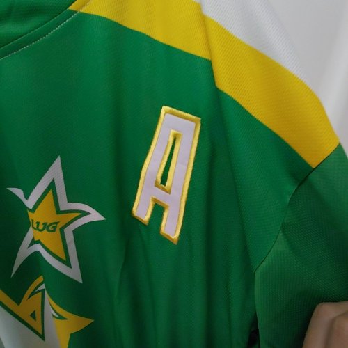 MENS LUG NORTHERN STARS HOCKEY JERSEY AND SOCKS - #34 ASSISTANT CAPTAIN - LARGE - GREEN image 4