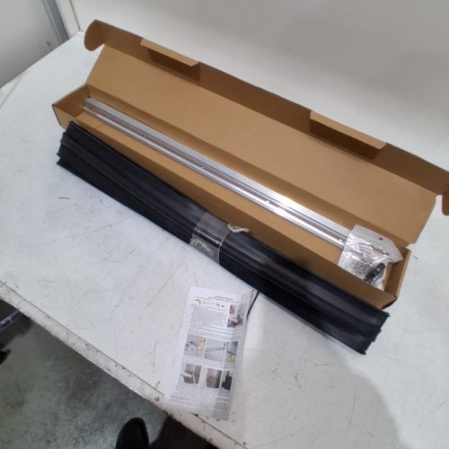 BOWSEN WEATHER PROOF GARAGE DOOR SEAL - 10FT - BLACK image 2