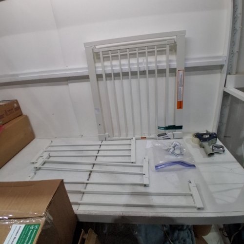 BABELIO HARDWARE MOUNTED SAFETY GATE - 29"-43" X 30" - WHITE (MODEL: BEBAM63) image 2