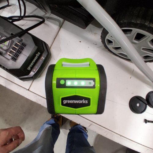 GREENWORKS ELECTRIC CORDLESS LAWN MOWER WITH CHARGER - 40V - 14" - GREEN (MODEL: LMF334) image 2