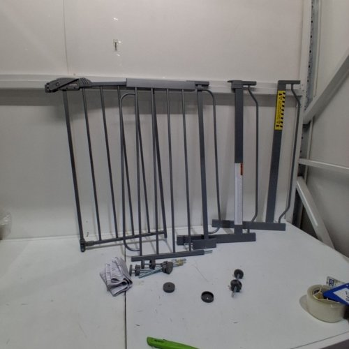 REGALO EASY STEP EXTRA WIDE METAL SAFETY GATE - 30" X 29" - 49" - PLATINUM (MODEL: 1164 EP DS) image 2