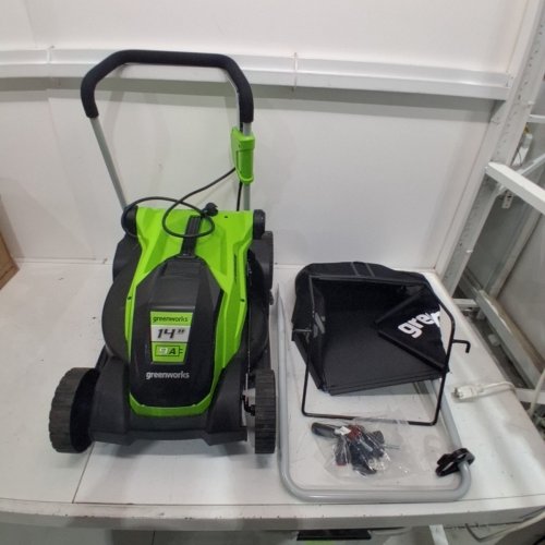 GREENWORKS 14" ELECTRIC CORDED LAWN MOWER WITH ADJUSTABLE HEIGHT & SAFETY SWITCH - 9 AMP, 3500RPM - GREEN/BLACK (MODEL: 2507402) image 3