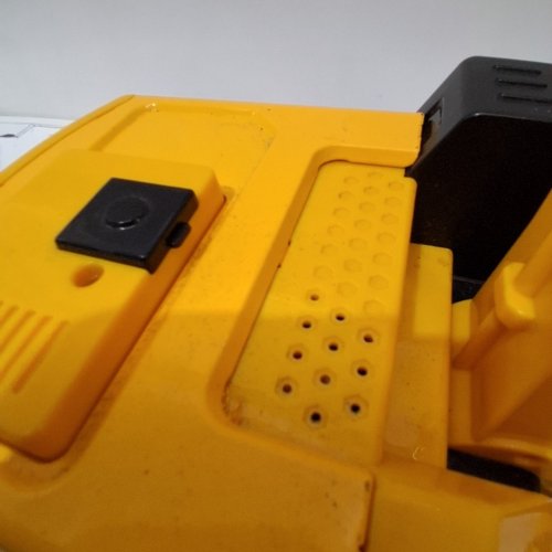CAT MASSIVE MOVER REMOTE CONTROL RC STEEL EXCAVATOR - BLACK/YELLOW (MODEL: 1851476) image 4