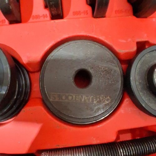 24PC DAYUAN FRONT WHEEL DRIVE BEARING REMOVAL TOOL KIT - RED image 6