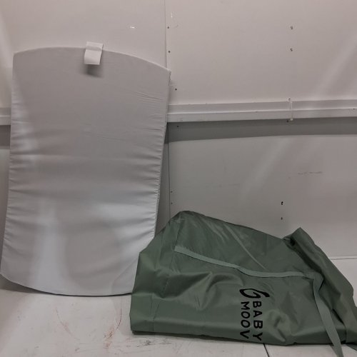 BABYMOOV MOOV & COMFY 3-IN-1 LIGHTWEIGHT TRAVEL CRIB BABY PLAY YARD & INFANT BASSINET - 20LBS MAX - GREEN/GREY (MODEL:A035032_USA-CAN) image 3