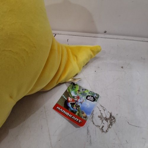 SUPER MARIO PLUSH BANANA - YELLOW image 3