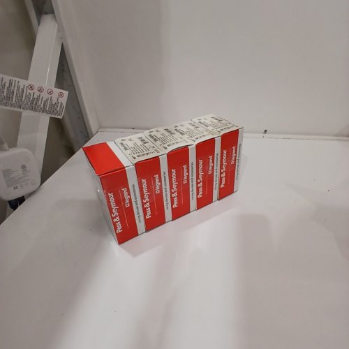5PK PASS & SEYMOUR LEGRAND GFCI HOSPITAL GRADE RECEPTACLES - 20A 125 V 60HZ - IVORY (MODEL: 2095-HGNAI) image 4