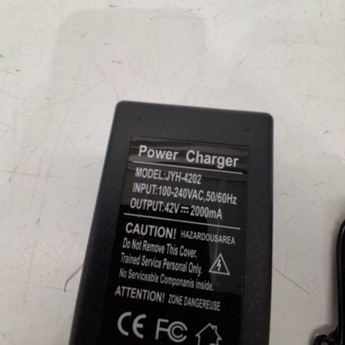 SCOOTER POWER CHARGER - 42V - BLACK (MODEL: JYH-4202) image 2
