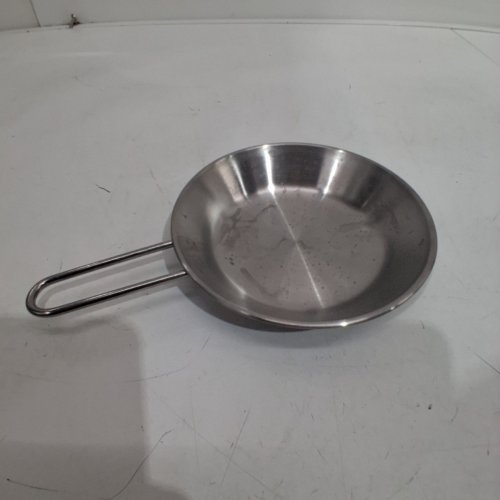 FRYING PAN - 5.5" DIAMETER image 2