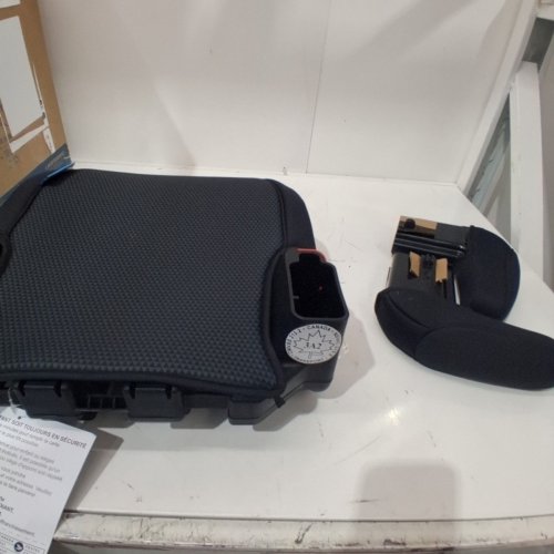 GRACO TURBOBOOSTER BACKLESS BOOSTER SEAT - 40LBS TO 100LBS - BLACK/RED RIO - (MODEL: 2166167) image 4