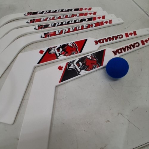 7PC MINI HOCKET SET WITH 6 MINI STICK & 1 MINI BALL - WHITE/BLACK/RED image 3