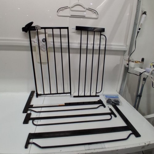 REGALO EASY STEP EXTRA WIDE METAL SAFETY GATE - 30" X 29" - 49" - BLACK (MODEL: 1164EBDS) image 2