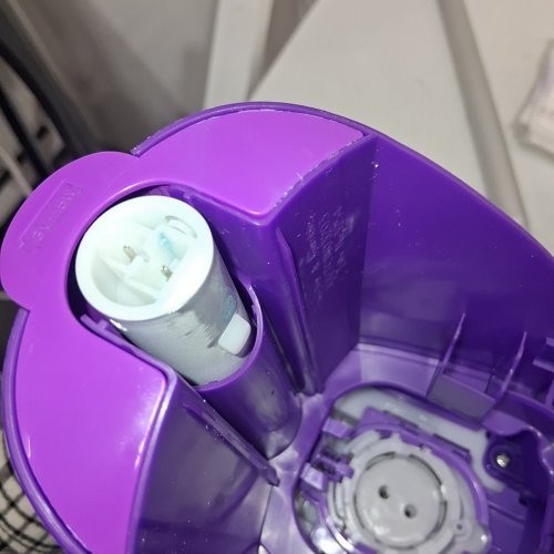 SWIFFER WETJET MOP WITH 5 PADS & CLEANING SOLUTION - PURPLE image 3