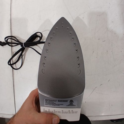 BLACK+DECKER LIGHT N EASY STEAM IRON WITH NONSTICK SOLEPLATE - 1200W - TEAL (MODEL: IR0820C) image 4