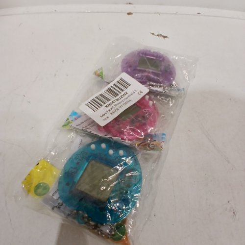3PK VGEBY ELECTRONIC DIGITAL PET TOY, VIRTUAL HANDHELD MACHINE - HEART SHAPE - ASSORTED COLORS image 3