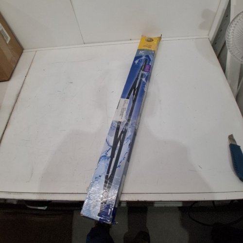 HELLA HEAVY DUTY WIPER BLADE - 32" - BLACK - (MODEL: 9XW191398321) image 3