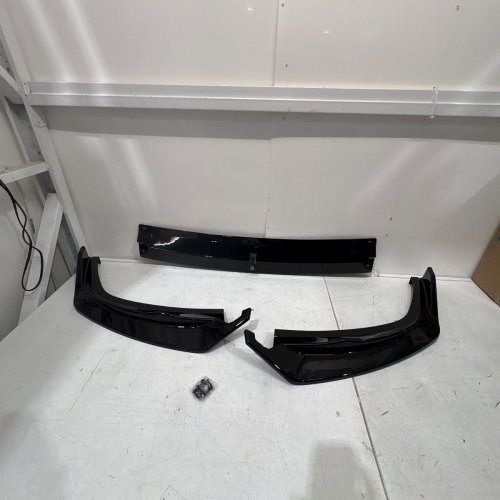 3PC WHEELX LOWER CHIN SPLITTER FRONT LIP FOR BMW G20 LCI 3-SERIES 330I - GLOSSY BLACK (ITEM: MKC4-KYE3125) image 3