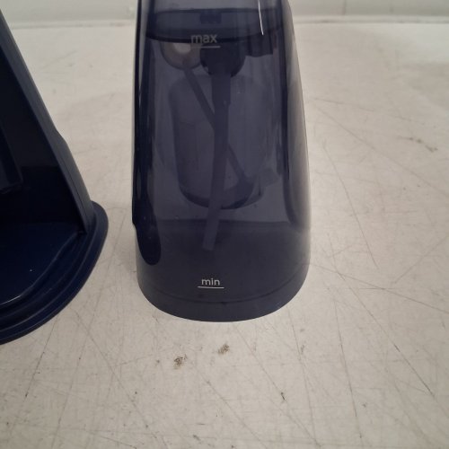 BLACK+DECKER COMPACT GARMENT STEAMER - 110ML - MAUVE/PURPLE (MODEL: HGS012P) image 4