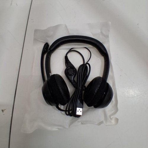 LOGITECH WIRED HEADSET FOR PC/LAPTOP WITH NOISE CANCELLING MICROPHONE - BLACK (MODEL: H390) image 2