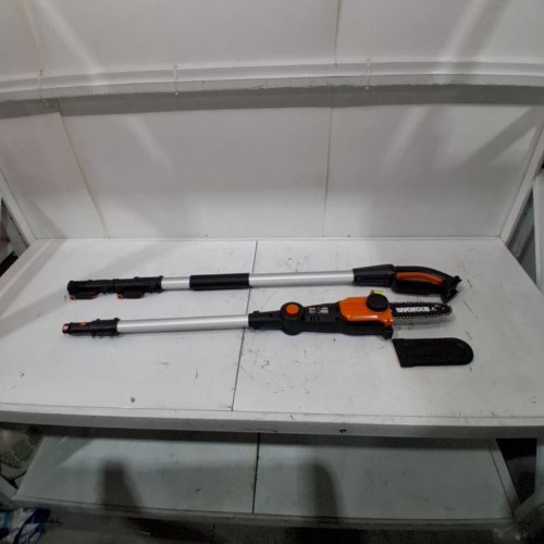 WORX 20V POWER SHARE EXTENDABLE POLE SAW WITH AUTO TENSION - 13FT MAX LENGTH - 8" BLADE - BLACK/ORANGE *TOOL ONLY* (MODEL: WG349.9) image 2