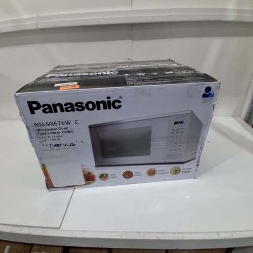 PANASONIC "THE GENIUS" MICROWAVE OVEN - 1.3 CUBIC FEET/1100 WATTS - WHITE - (NN-SG676W) image 4