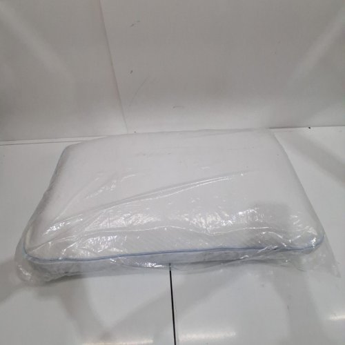 MEDIUM FIRM PILLOW WITH REMOVEABLE COVER - 18" X 32" - WHITE/BLUE image 4