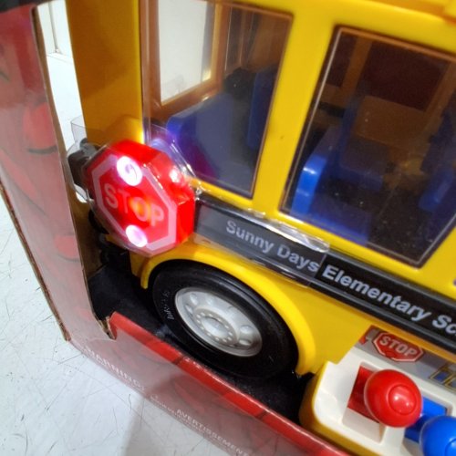 KIDS MAXX ACTION BATTERY OPERATED SCHOOL BUS - YELLOW (ITEM: 571192-2L) image 2