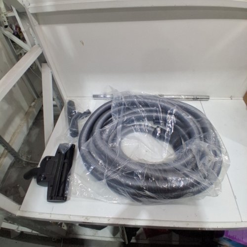 OVO CENTRAL VACUUM ATTACHMENT KIT WITH 40FT LOW-VOLTAGE HOSE - ON/OFF SWITCH AT THE HANDLE - GREY - (MODEL: ACCHO-40LV-BK) image 2