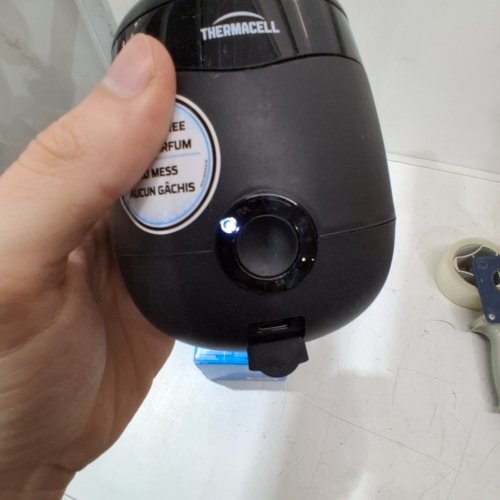 THERMACELL RECHARGEABLE MOSQUITO REPELLER - BLACK (MODEL:E65XA) image 2
