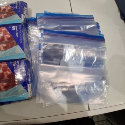 135PK ZIPLOC EASY FILLING FREEZER BAGS - LARGE (MODEL: 1789709) image 3