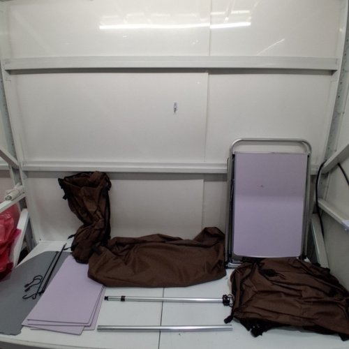 VEVOR OUTDOOR CAMPING KITCHEN WINDSHIELD - 69" X 19" X 69" - BROWN (MODEL: BSCK-1 T2912) image 2
