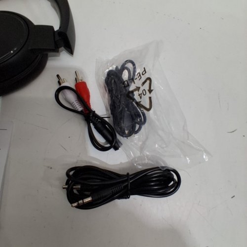 MONSTER TVLINK 300 WIRELESS HEADPHONES WITH TRANSMITTER CHARGING BASE - BLACK (MODEL: MH22258) image 7