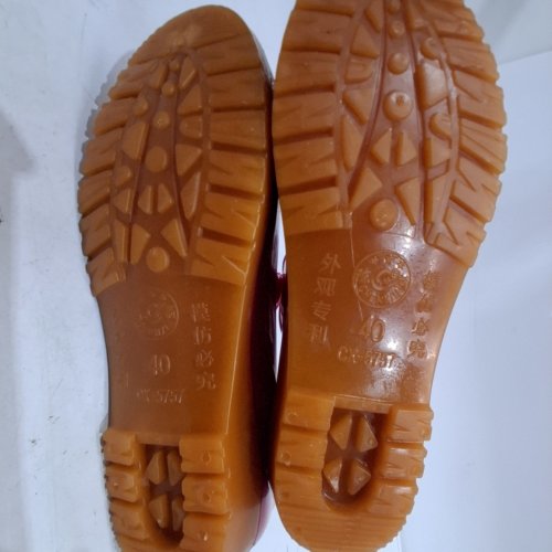 WOMENS RUBBER BOOTS - SIZE 9- RED image 4