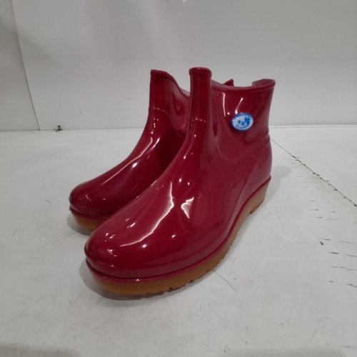 WOMENS RUBBER BOOTS - SIZE 9- RED image 2