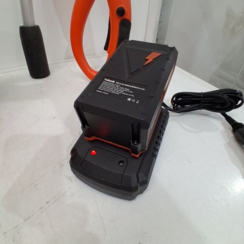 VOLTASK CORDLESS ELECTRIC SNOW SHOVEL WITH 1 BATTERY - 13" - 24V BLACK/ORANGE (MODEL: CSS001-130OR-CAVK) image 2