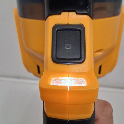5-IN-1 CORDLESS HANDHELD VACUUM - COMPATIBLE WITH 20V DEWALT BATTERY - 400W - BLACK/YELLOW *TOOL ONLY* image 2