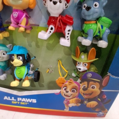 9PC PAW PATROL 10TH ANNIVERSARY ALL PAWS ON DECK TOY COLLECTIBLE ACTION FIGURES GIFT PACK - 3+ - MULTICOLOR (MODEL: 6065255) image 3