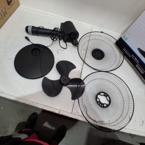 MAINSTAYS 3-SPEED STATIONARY/OSCILLATING TABLE FAN - 12" - BLACK (MODEL: TF3-30E) image 3